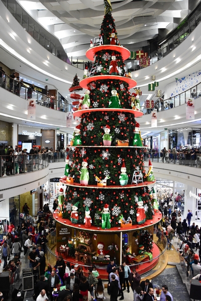 City Centre beirut lighting of the Christmas tree